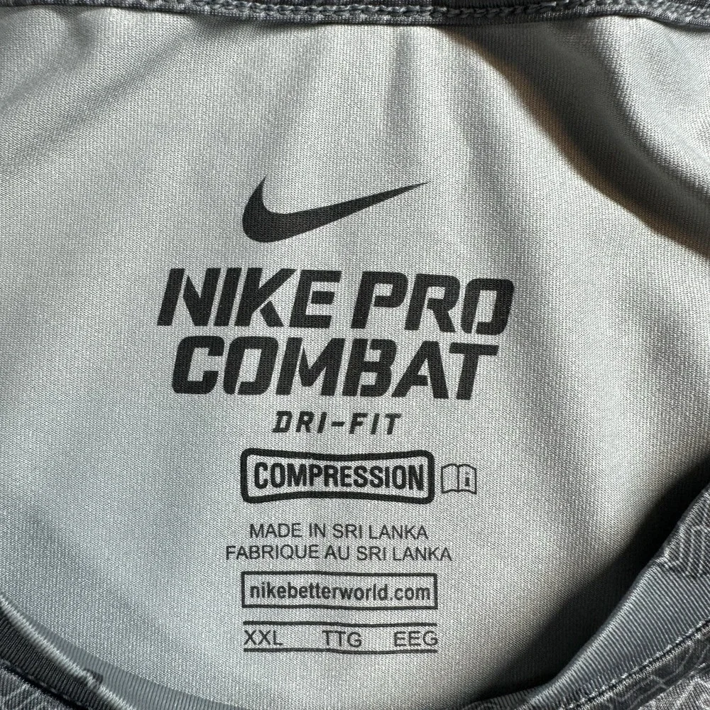 Nike Pro Combat Men's XXL Camo Compression Shirt Dri-FIT Athletic Training - Picture 7 of 9